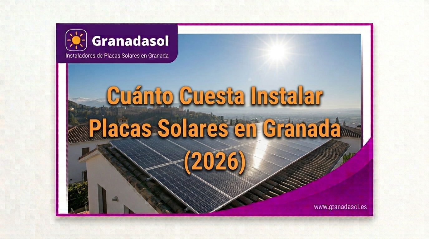 Instalador colocando placas solares en el tejado de una vivienda en Granada